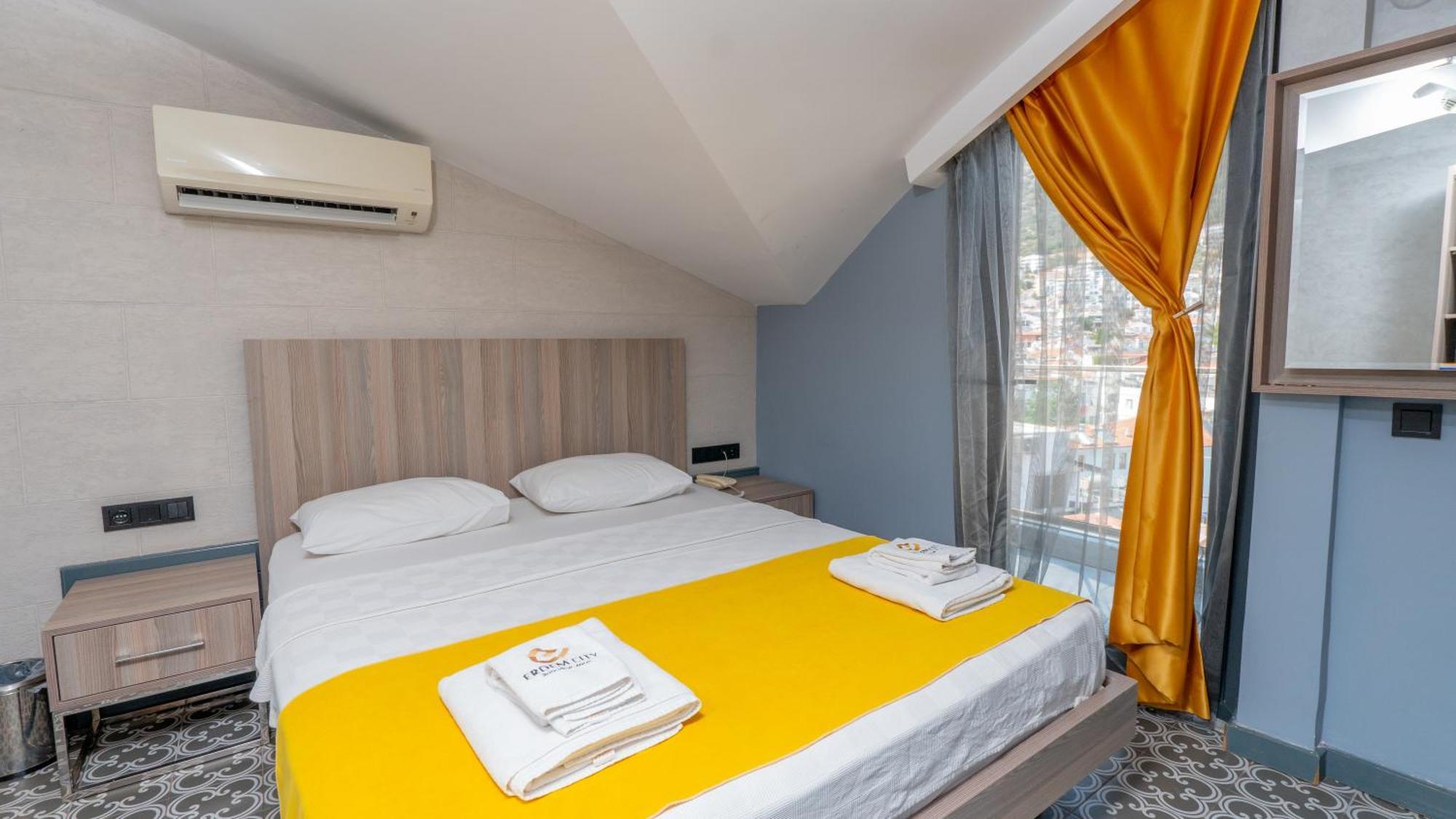 Erdem City Hotel Каш Экстерьер фото