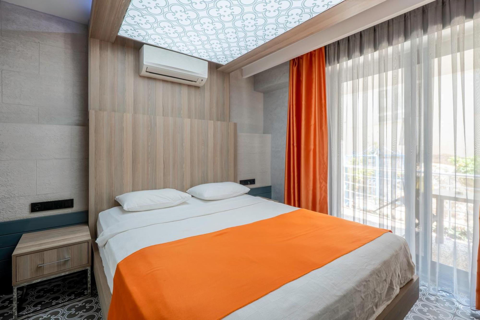 Erdem City Hotel Каш Экстерьер фото